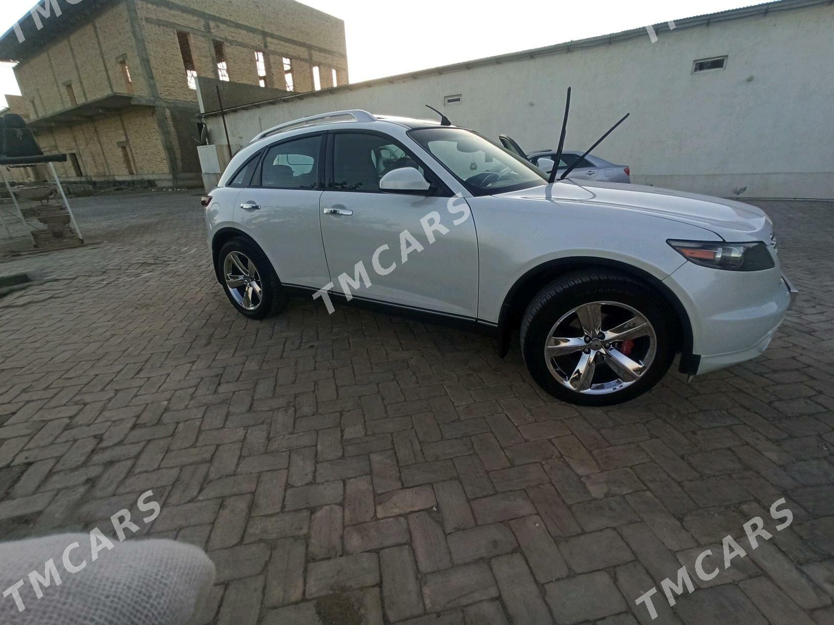 Infiniti FX35 2004 - 158 000 TMT - Baýramaly - img 3