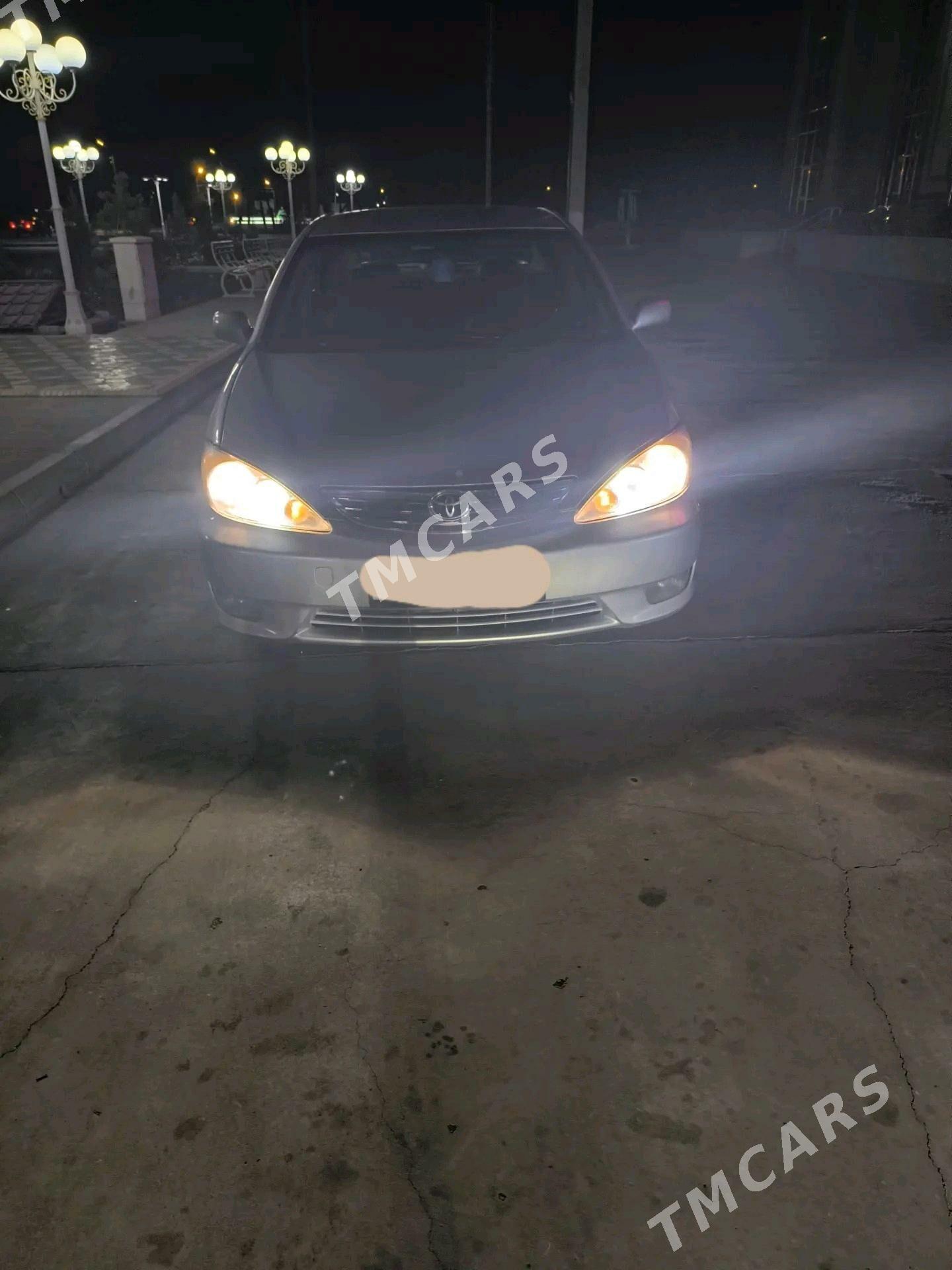 Toyota Camry 2004 - 150 000 TMT - Дашогуз - img 4