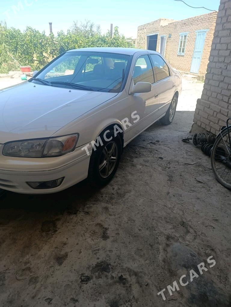 Toyota Camry 1999 - 130 000 TMT - Дянев - img 4