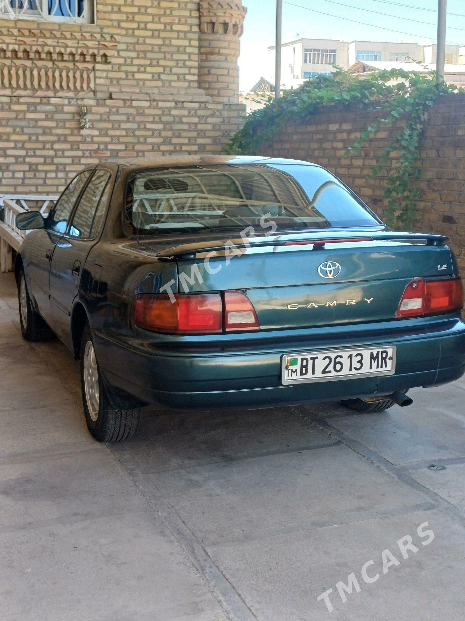 Toyota Camry 1995 - 65 000 TMT - Мары - img 4