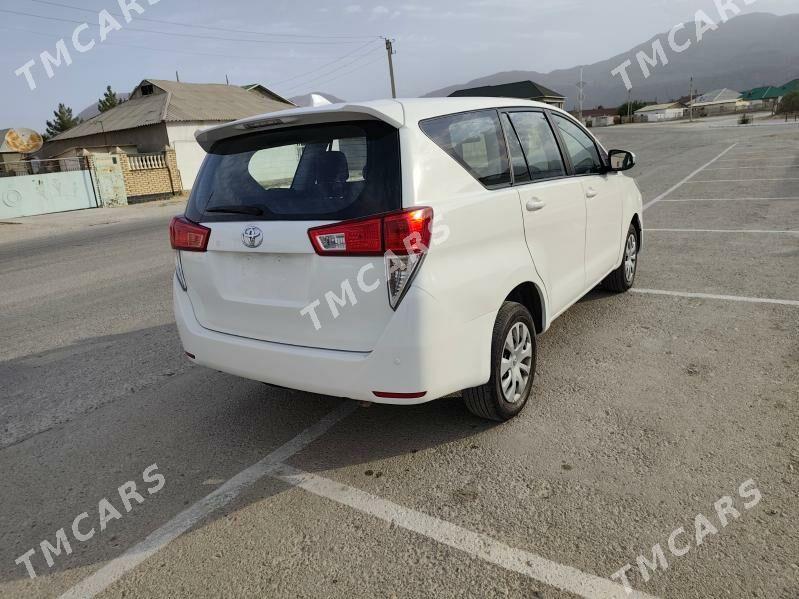Toyota Innova 2020 - 260 000 TMT - Балканабат - img 3