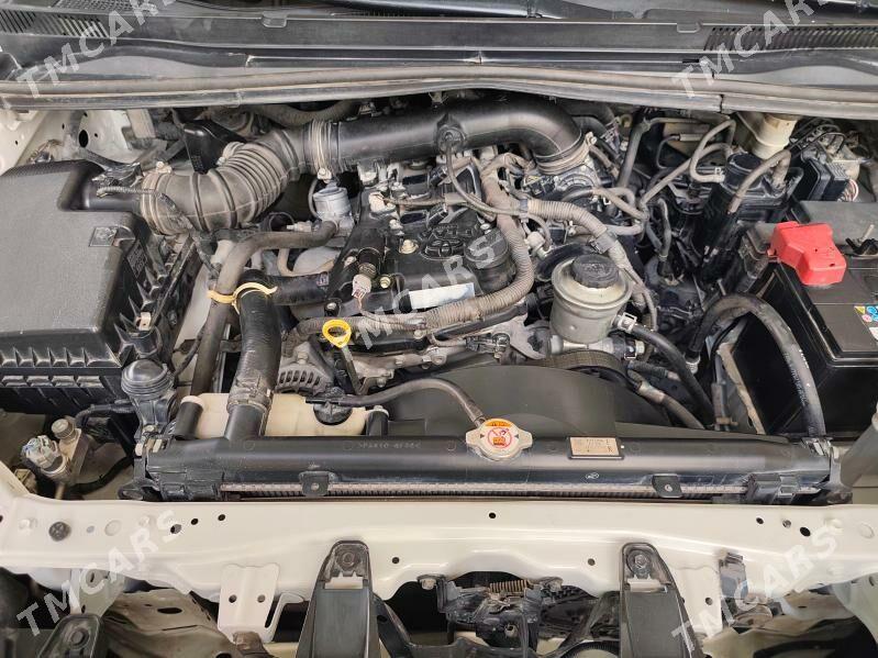 Toyota Innova 2020 - 260 000 TMT - Балканабат - img 8