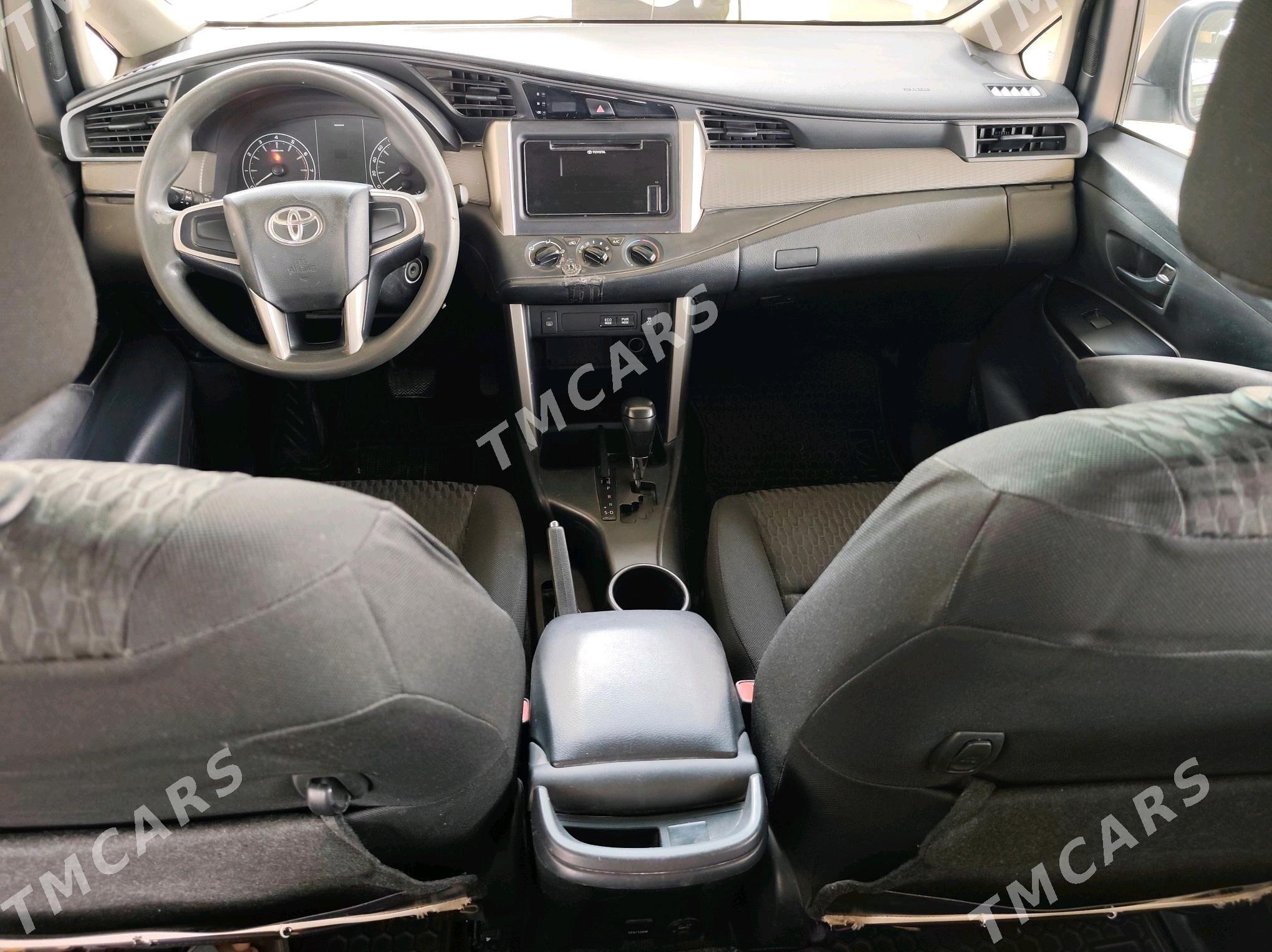 Toyota Innova 2020 - 260 000 TMT - Балканабат - img 9