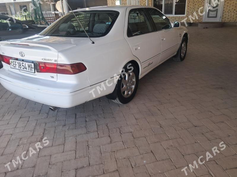 Toyota Camry 2000 - 125 000 TMT - Байрамали - img 3