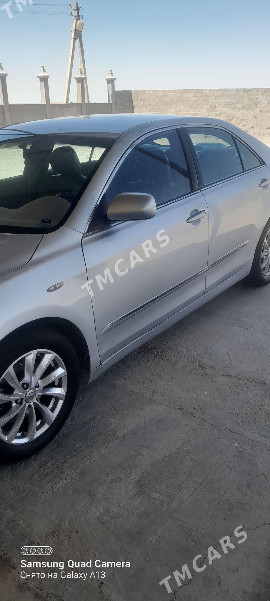 Toyota Camry 2009 - 135 000 TMT - Гёкдепе - img 3