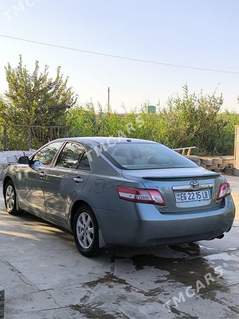 Toyota Camry 2011 - 170 000 TMT - Туркменабат - img 2