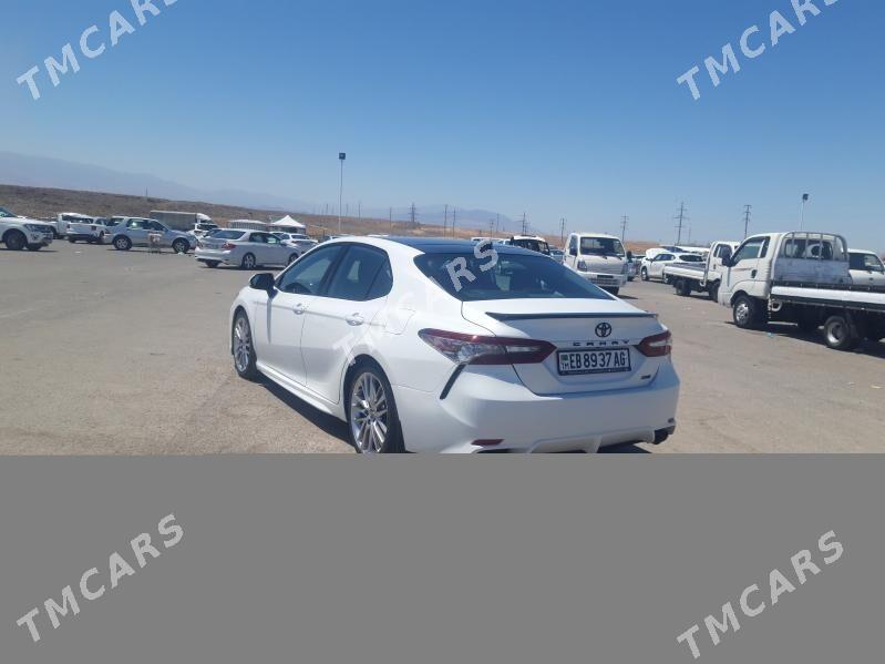 Toyota Camry 2020 - 325 000 TMT - Бузмеин - img 6