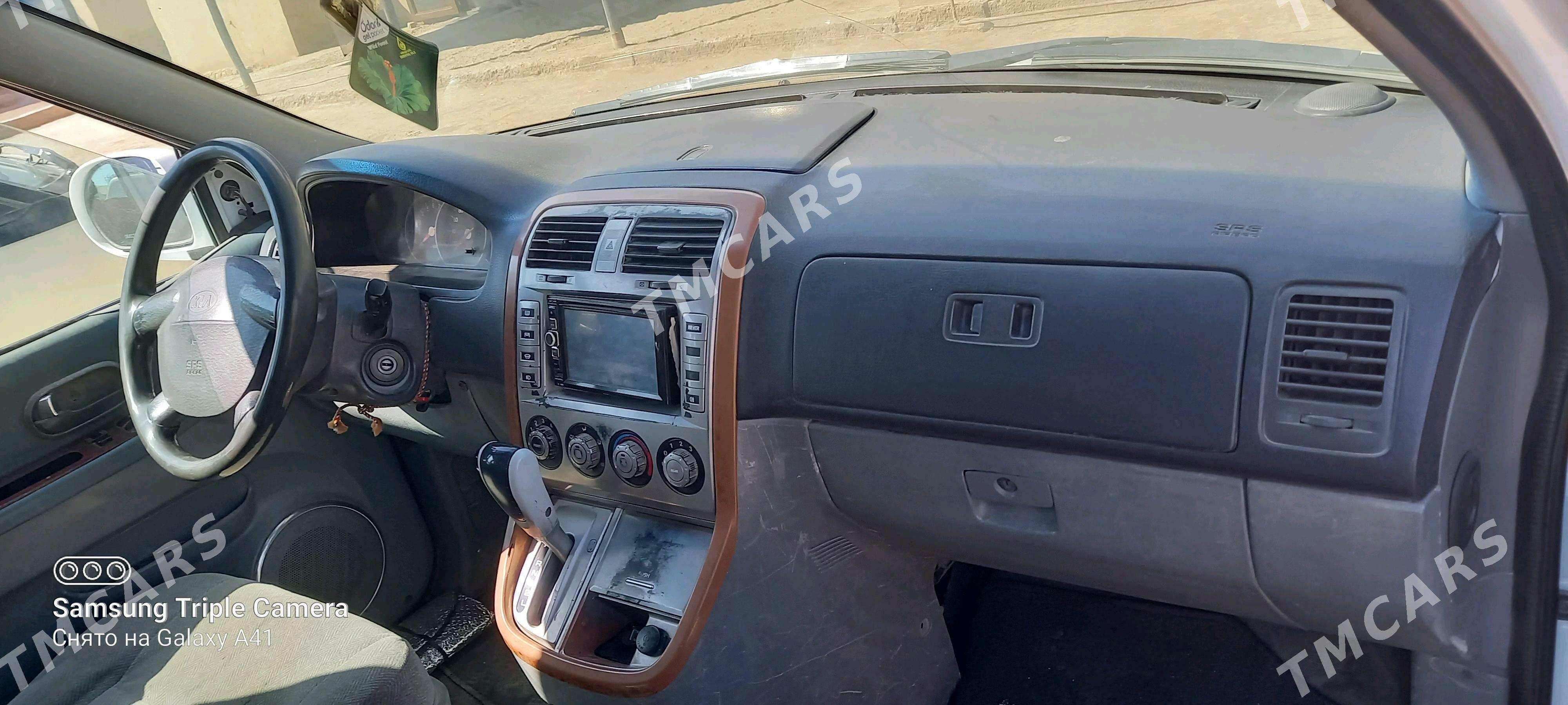 Kia Carnival 2002 - 75 000 TMT - Akdepe - img 3