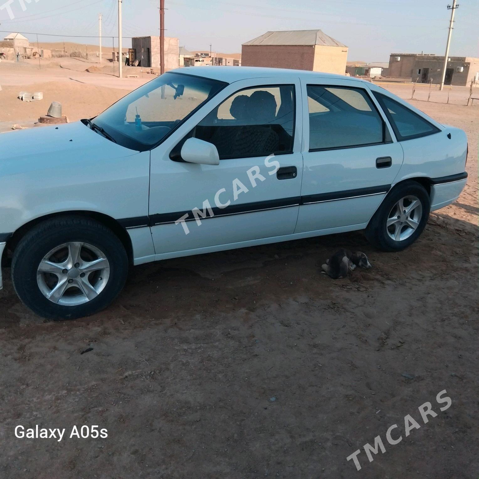 Opel Vectra 1991 - 35 000 TMT - Ак-Бугдайский этрап - img 2