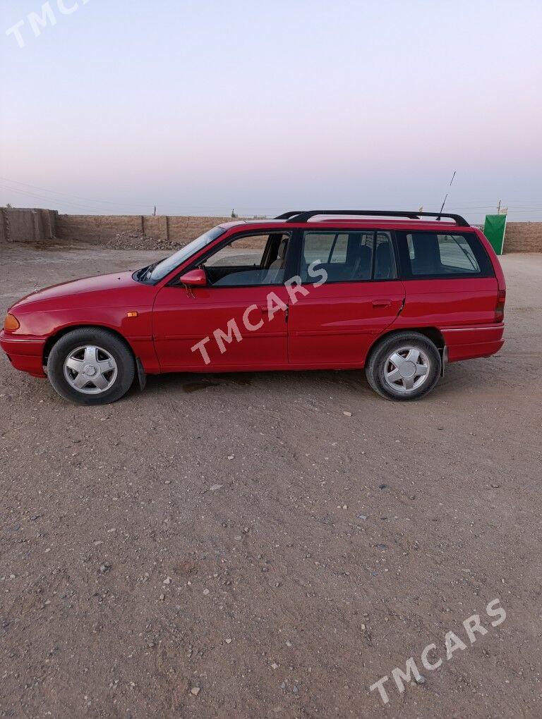 Opel Astra 1996 - 38 000 TMT - Darganata - img 2