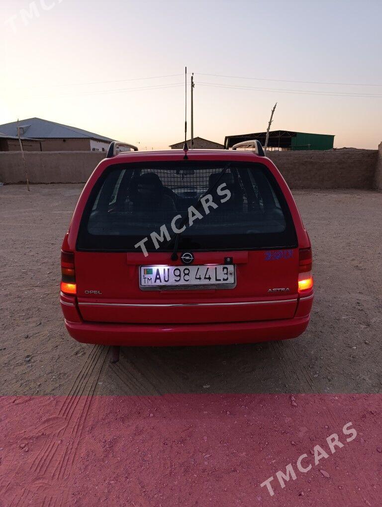 Opel Astra 1996 - 38 000 TMT - Darganata - img 6