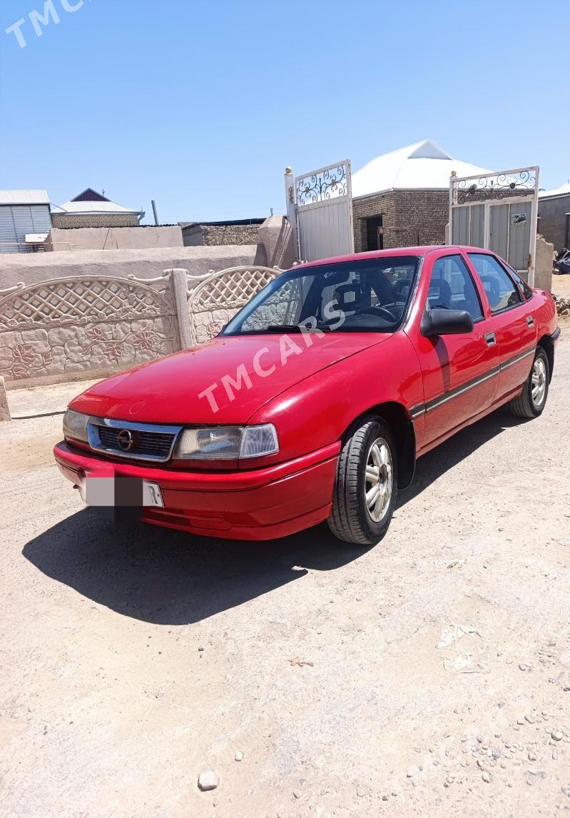 Opel Vectra 1990 - 19 000 TMT - Мары - img 4