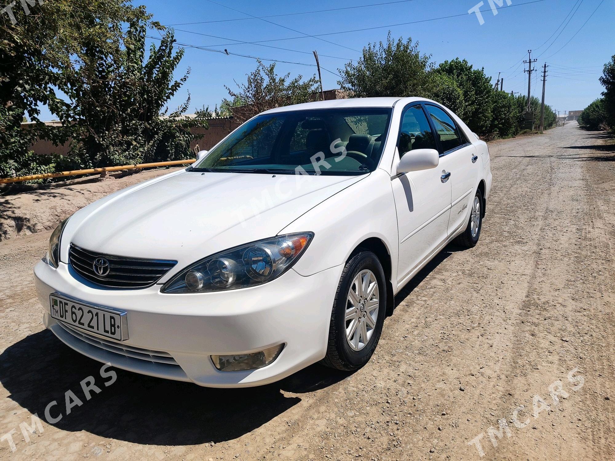Toyota Camry 2005 - 170 000 TMT - Халач - img 5