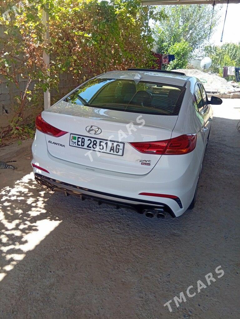 Hyundai Elantra 2017 - 177 000 TMT - Ашхабад - img 2