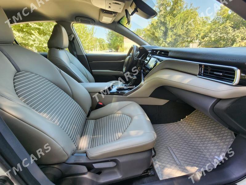 Toyota Camry 2018 - 279 000 TMT - Ашхабад - img 8