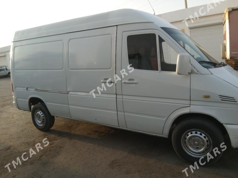 Mercedes-Benz Sprinter 2500 2003 - 105 000 TMT - Ашхабад - img 4