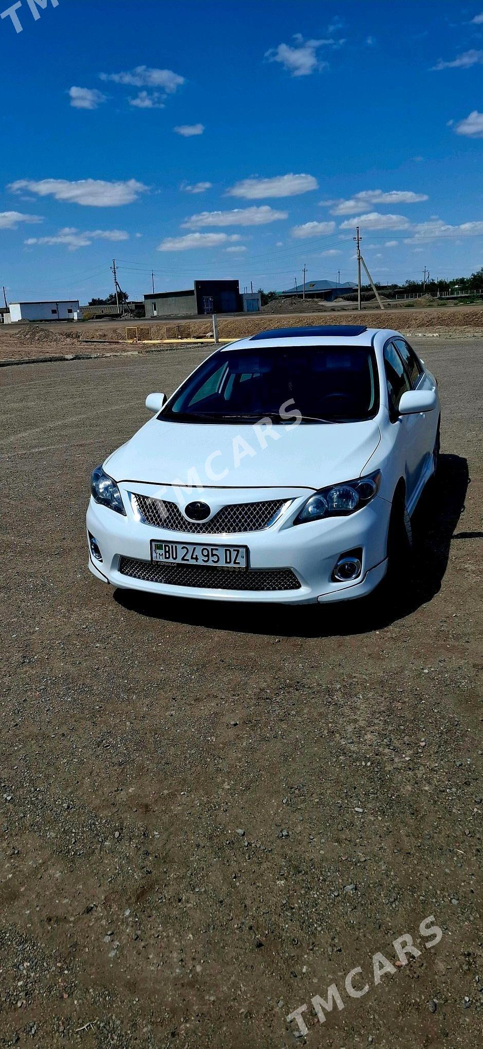 Toyota Corolla 2012 - 175 000 TMT - Gubadag - img 2