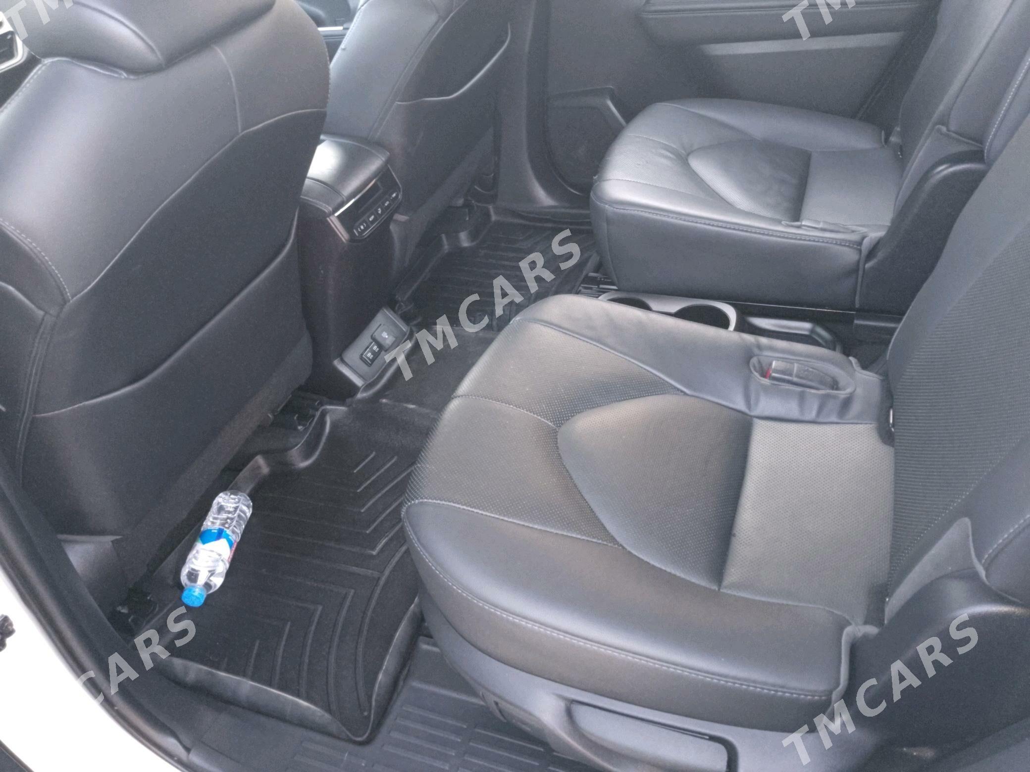 Toyota Highlander 2020 - 590 000 TMT - Hazar - img 3
