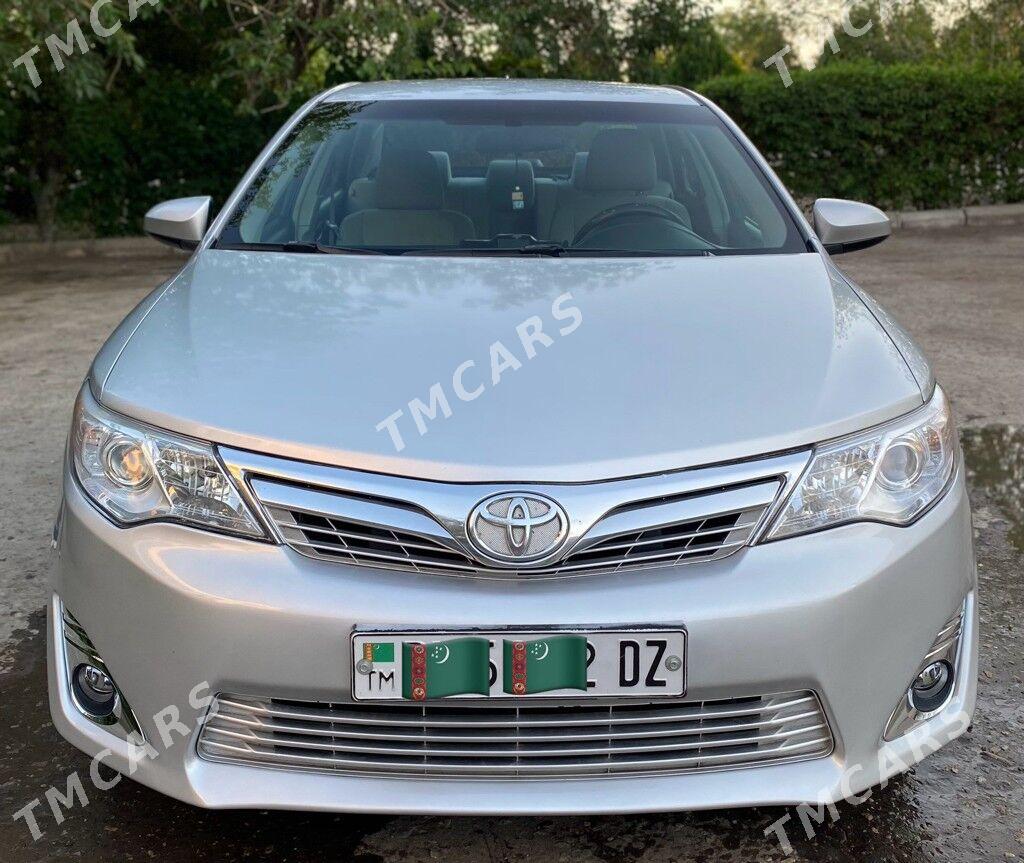 Toyota Camry 2012 - 220 000 TMT - Дашогуз - img 2