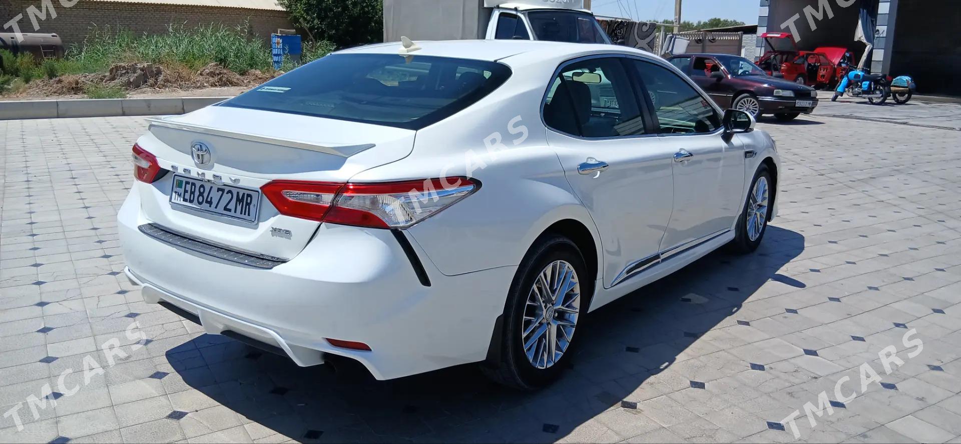 Toyota Camry 2018 - 260 000 TMT - Мургап - img 5