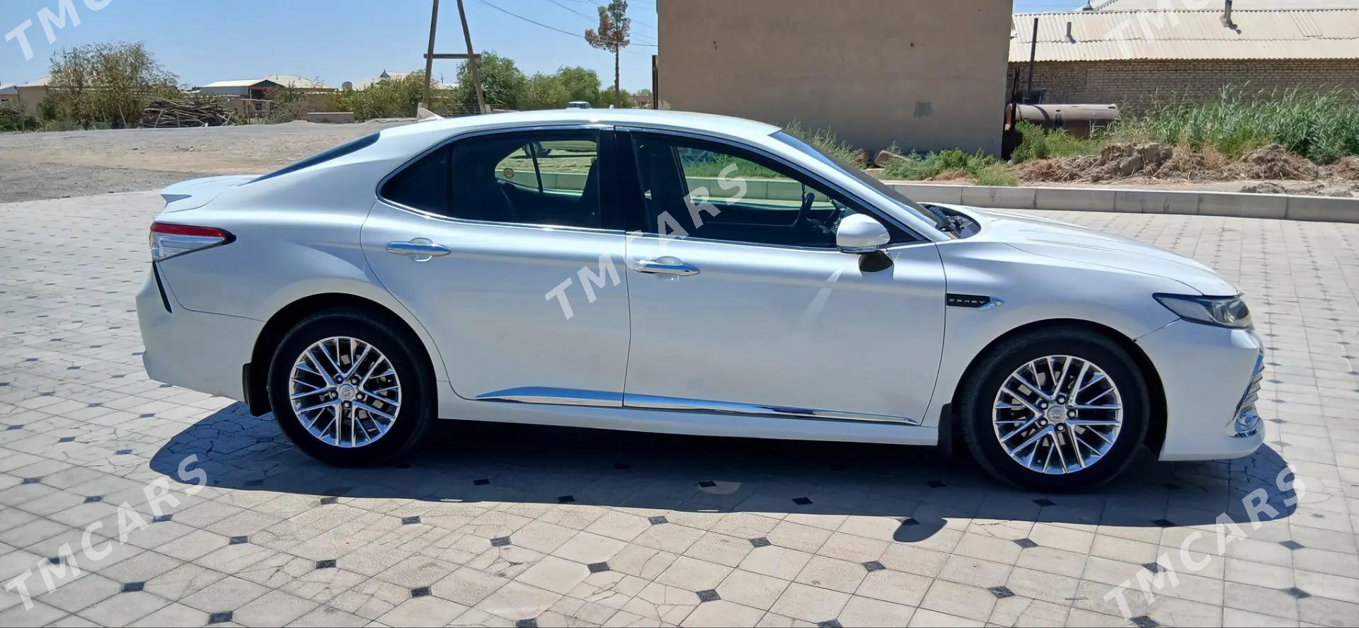 Toyota Camry 2018 - 260 000 TMT - Мургап - img 6