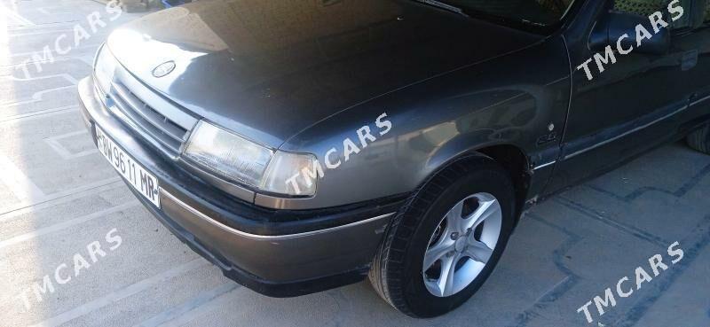 Opel Vectra 1989 - 30 000 TMT - Murgap - img 2