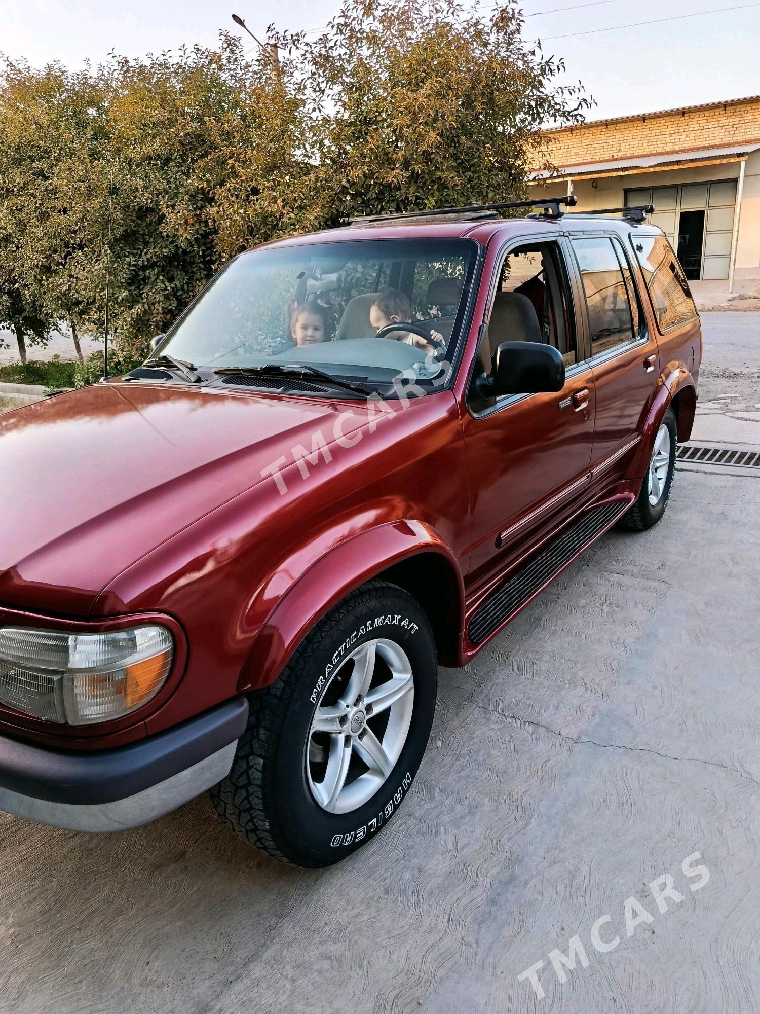 Ford Explorer 1997 - 55 000 TMT - Туркменабат - img 2