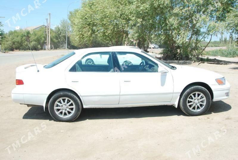 Toyota Camry 2000 - 135 000 TMT - Кёнеургенч - img 5