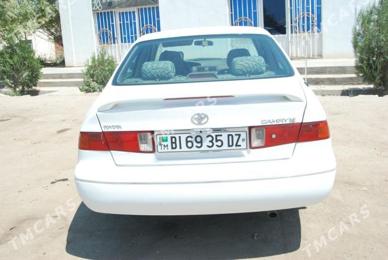 Toyota Camry 2000 - 135 000 TMT - Кёнеургенч - img 4
