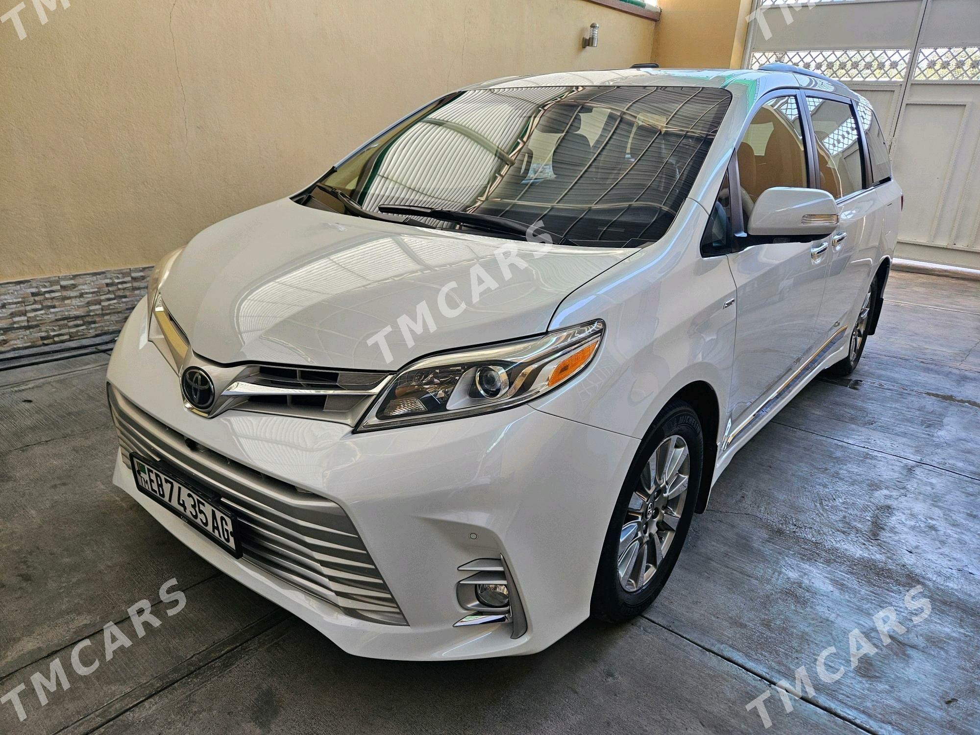 Toyota Sienna 2019 - 560 000 TMT - Kim raýon - img 2
