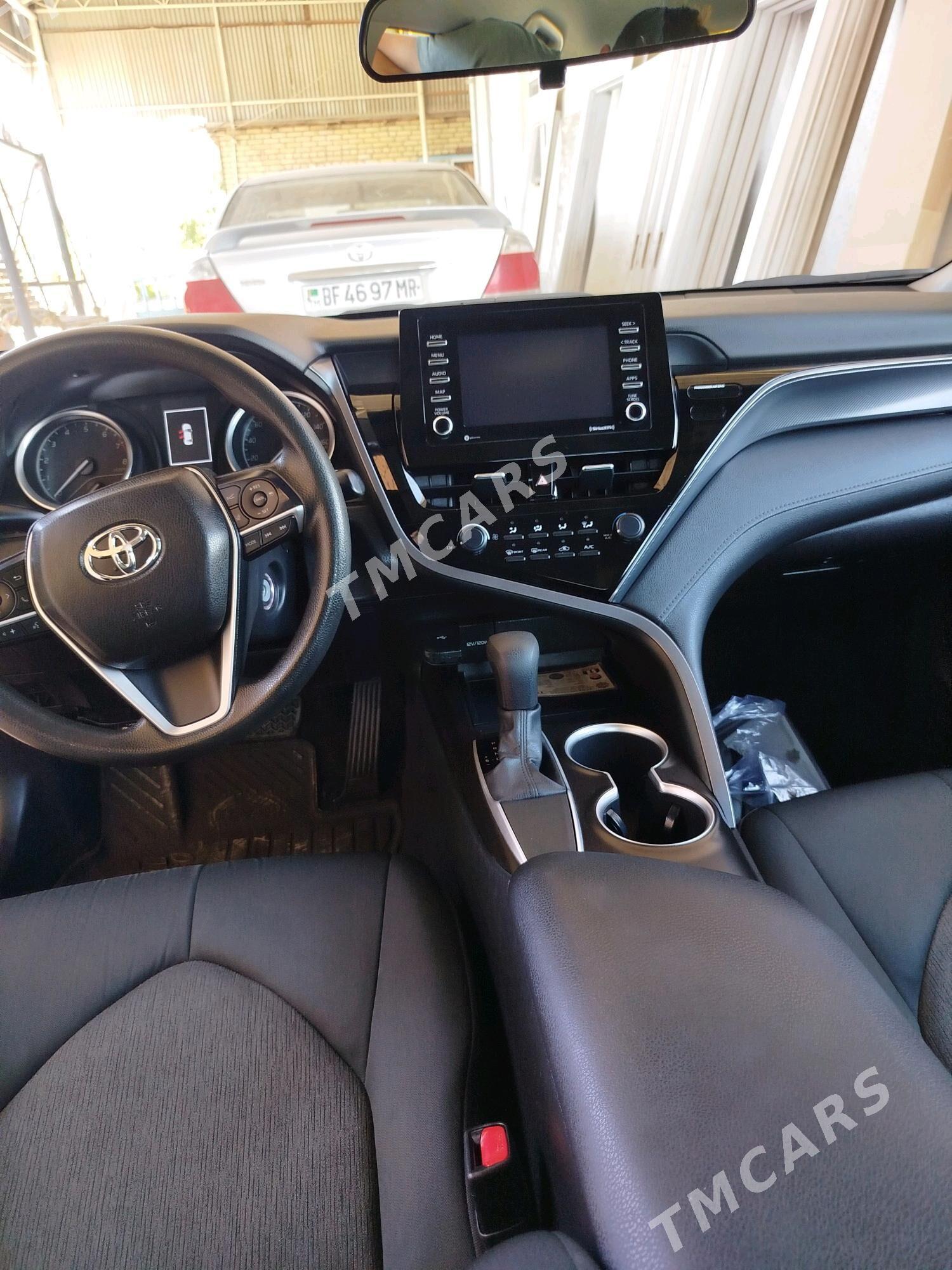 Toyota Camry 2021 - 285 000 TMT - Мургап - img 4