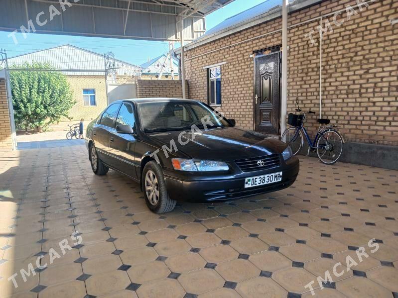 Toyota Camry 1999 - 125 000 TMT - Байрамали - img 7