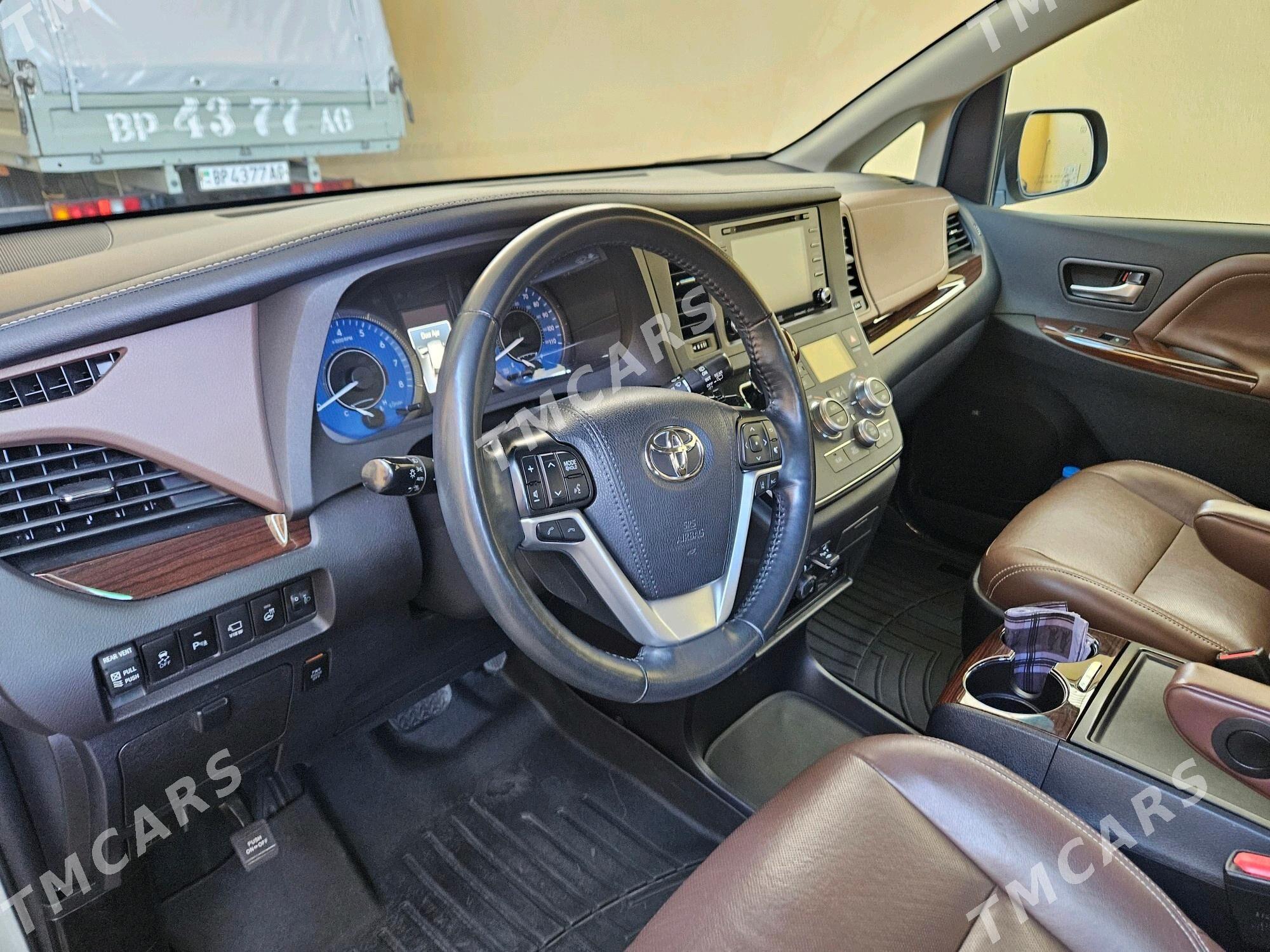 Toyota Sienna 2019 - 560 000 TMT - Kim raýon - img 7