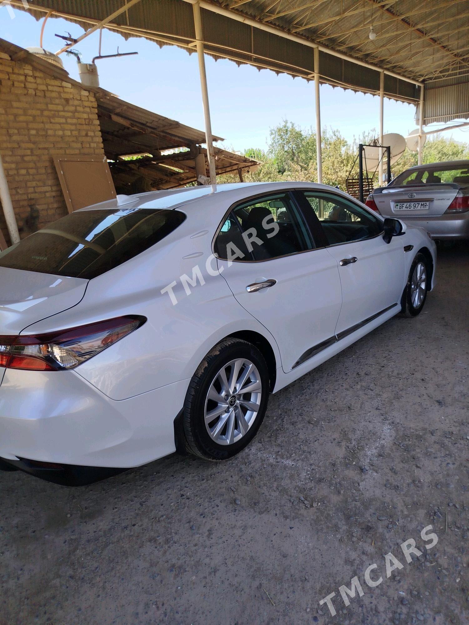 Toyota Camry 2021 - 285 000 TMT - Мургап - img 5