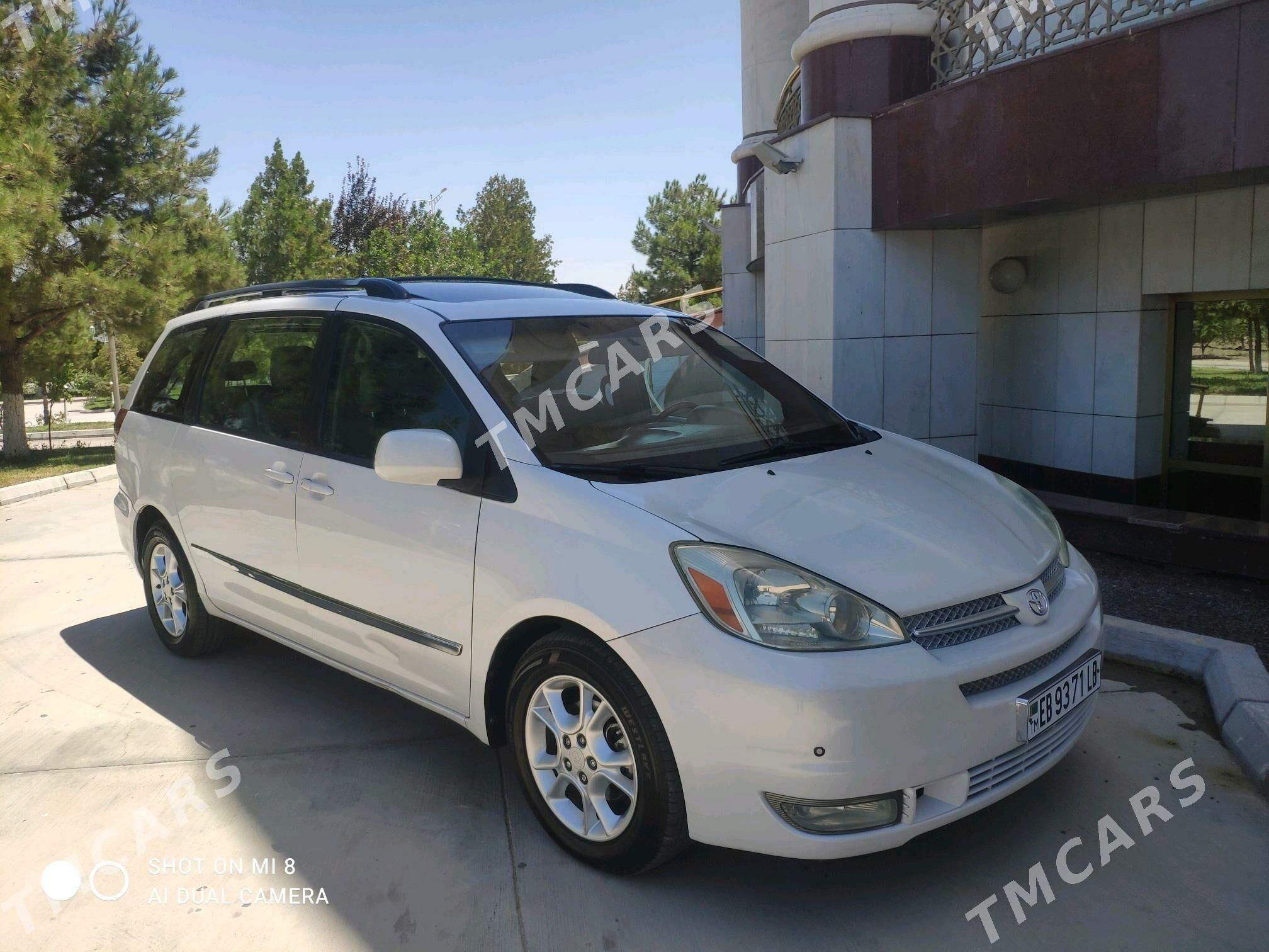 Toyota Sienna 2004 - 265 000 TMT - Türkmenabat - img 3