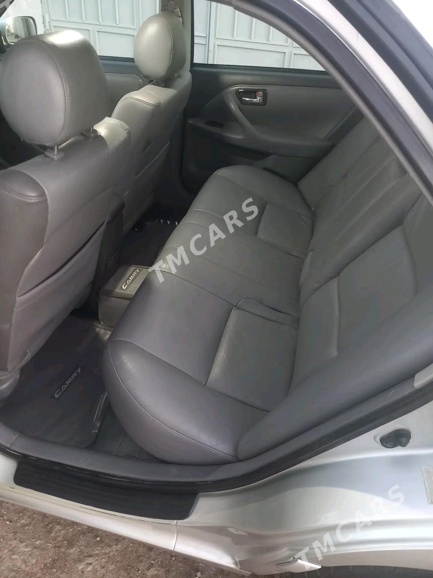 Toyota Camry 2000 - 140 000 TMT - Daşoguz - img 5