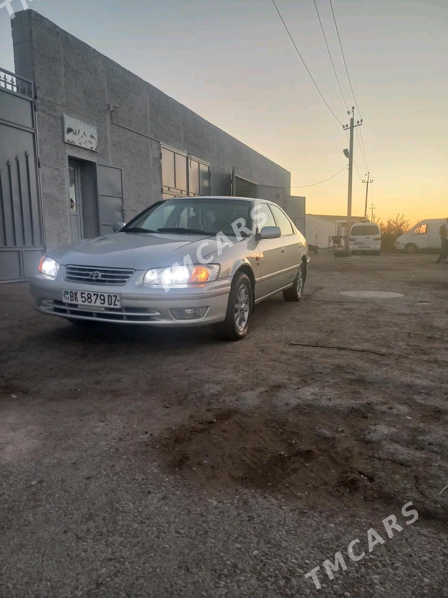 Toyota Camry 2000 - 140 000 TMT - Daşoguz - img 7