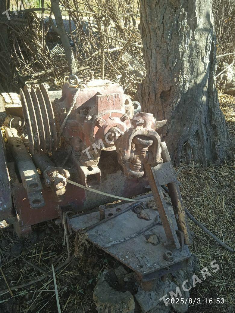 MTZ 82 2005 - 20 000 TMT - Sakar - img 2