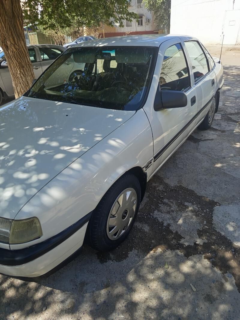 Opel Vectra 1990 - 35 000 TMT - Байрамали - img 5