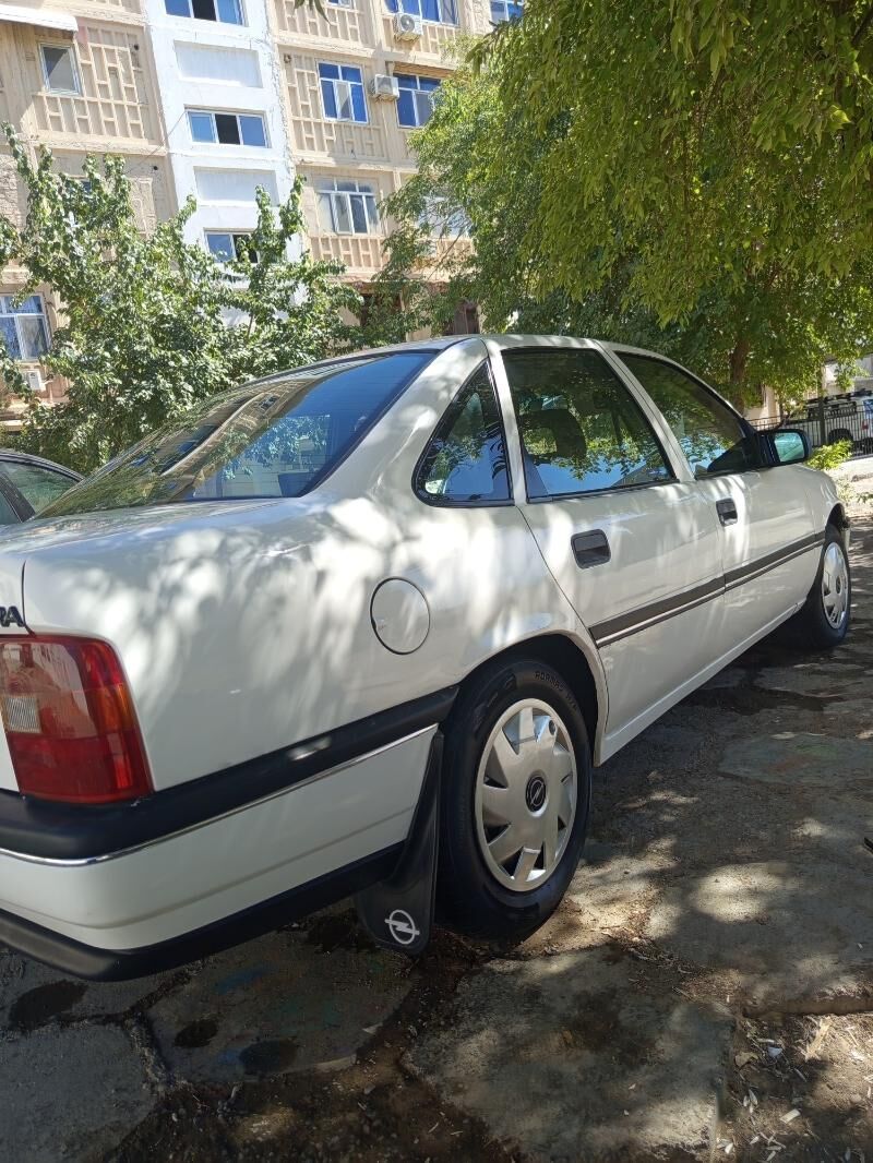 Opel Vectra 1990 - 35 000 TMT - Байрамали - img 7