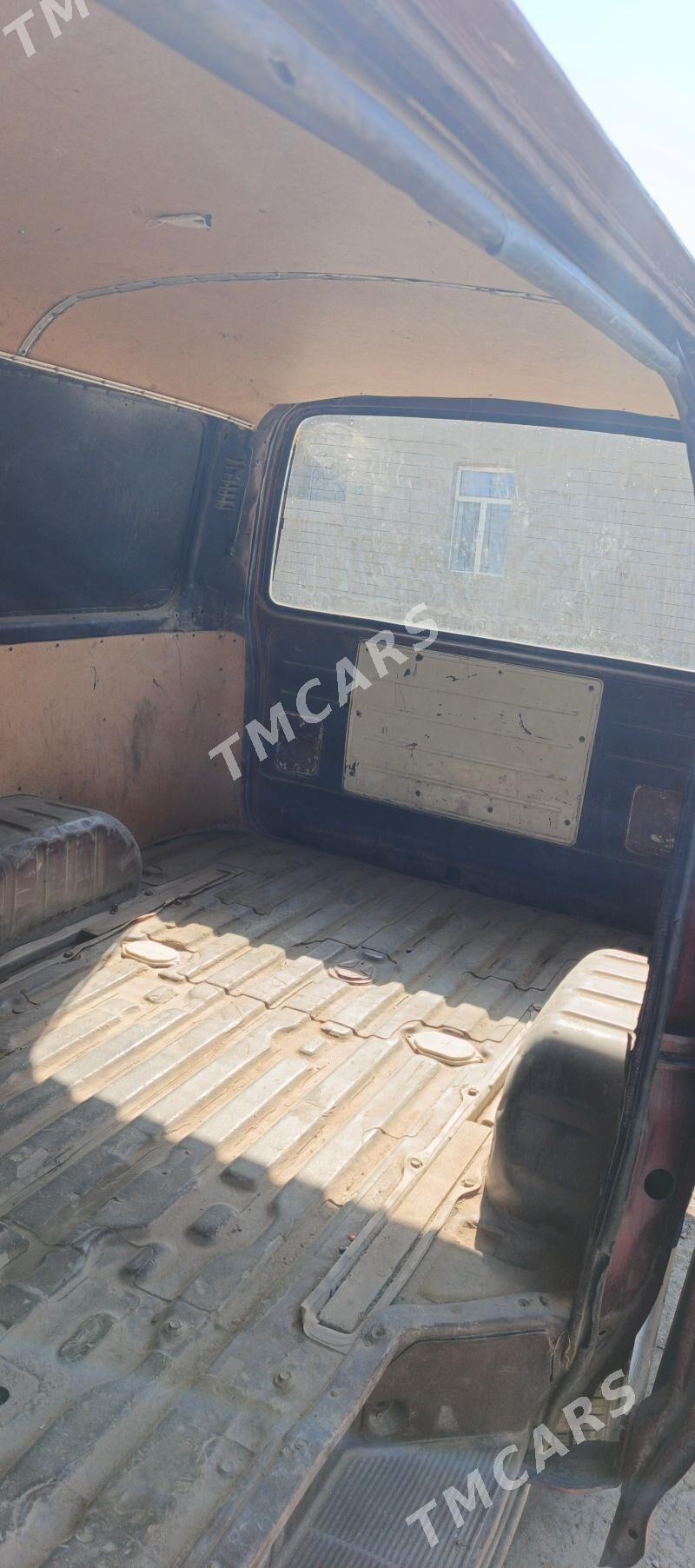 Toyota Hiace 1993 - 80 000 TMT - Şabat etr. - img 5