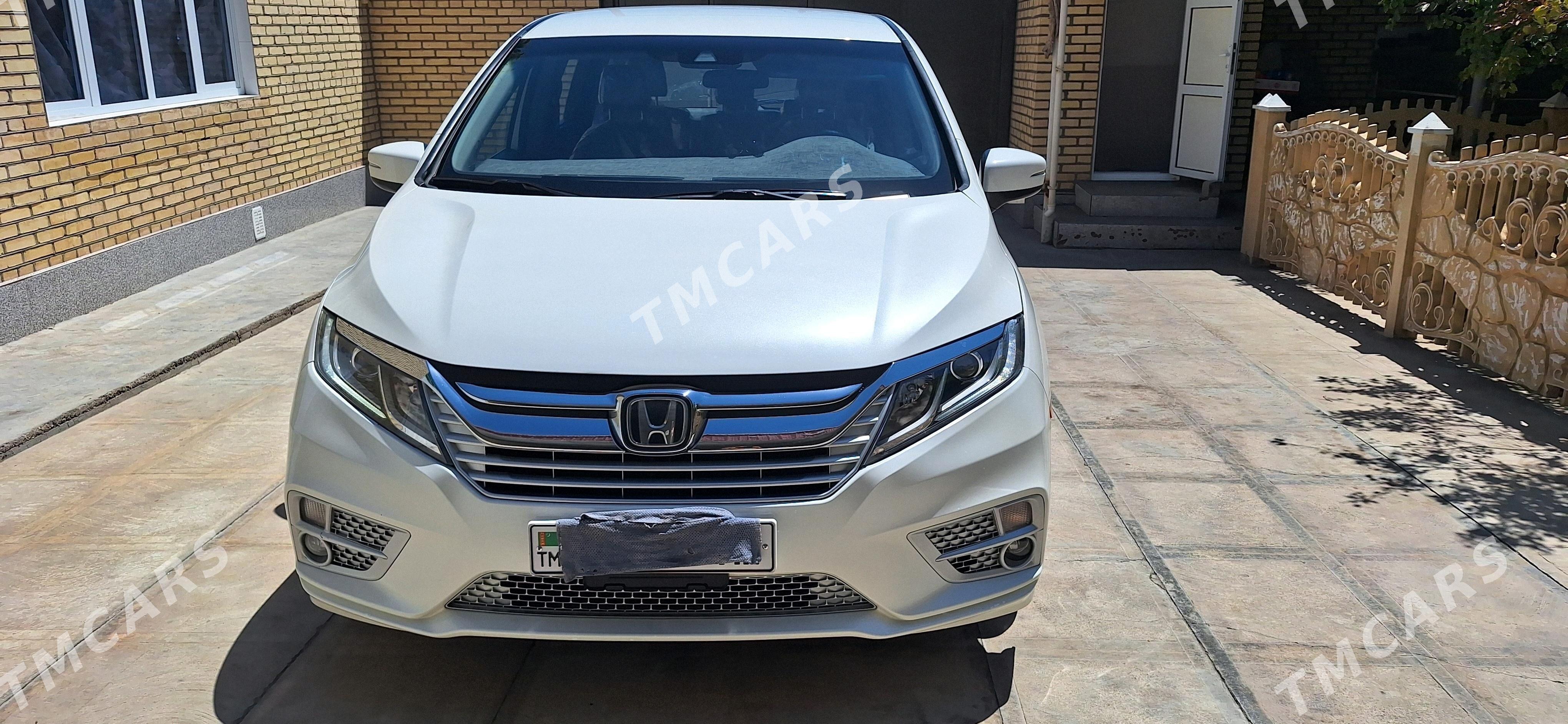 Toyota Sienna 2018 - 340 000 TMT - Mary - img 2