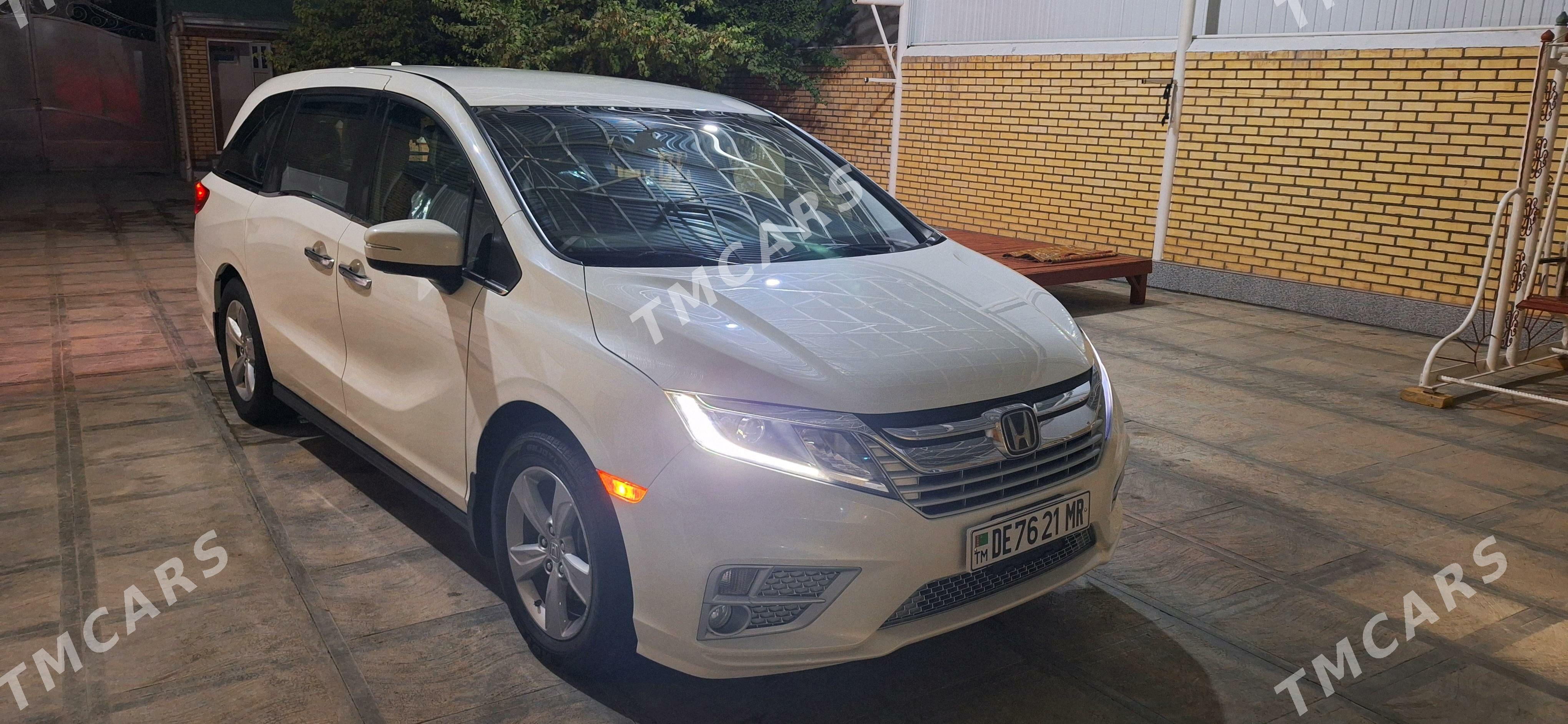 Toyota Sienna 2018 - 340 000 TMT - Mary - img 9
