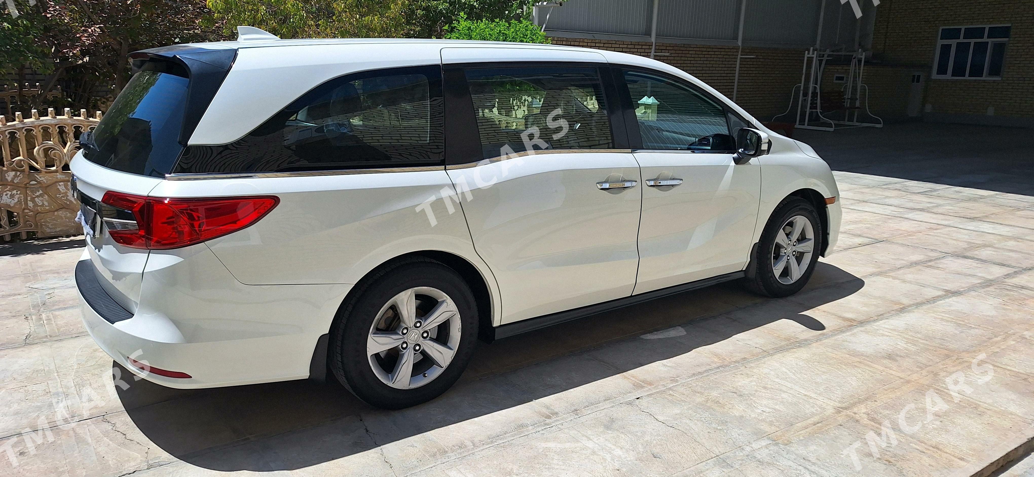 Toyota Sienna 2018 - 340 000 TMT - Mary - img 10