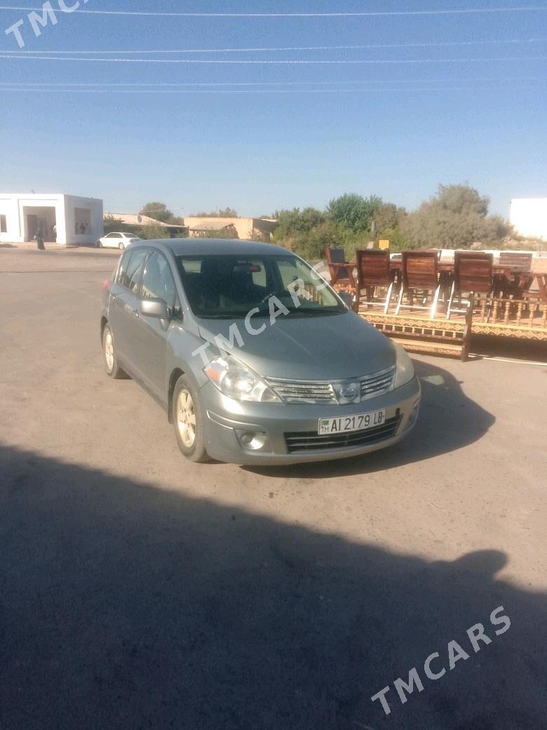Nissan Versa 2012 - 90 000 TMT - Дянев - img 2