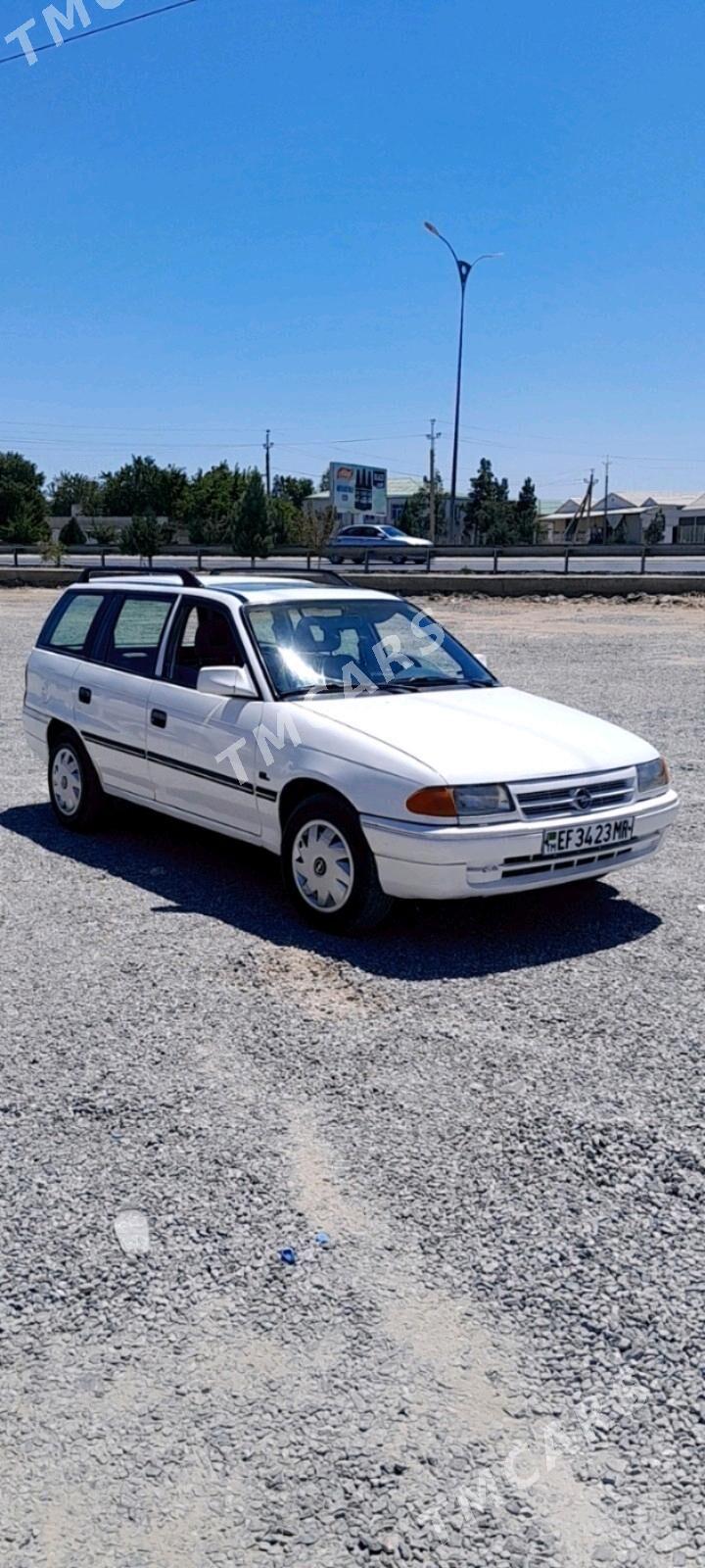 Opel Astra 1992 - 34 000 TMT - Mary - img 4