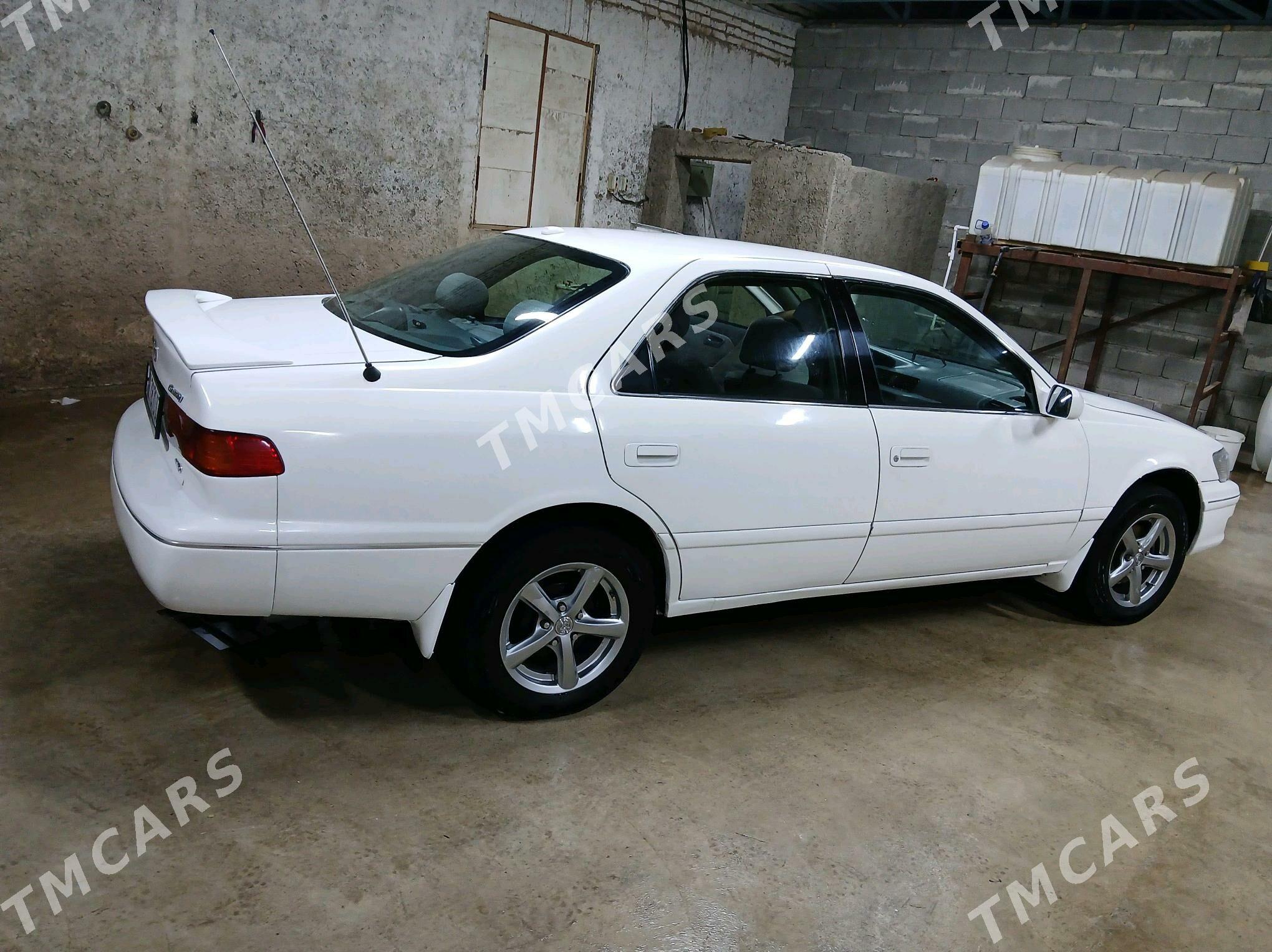 Toyota Camry 2000 - 130 000 TMT - Акдепе - img 7