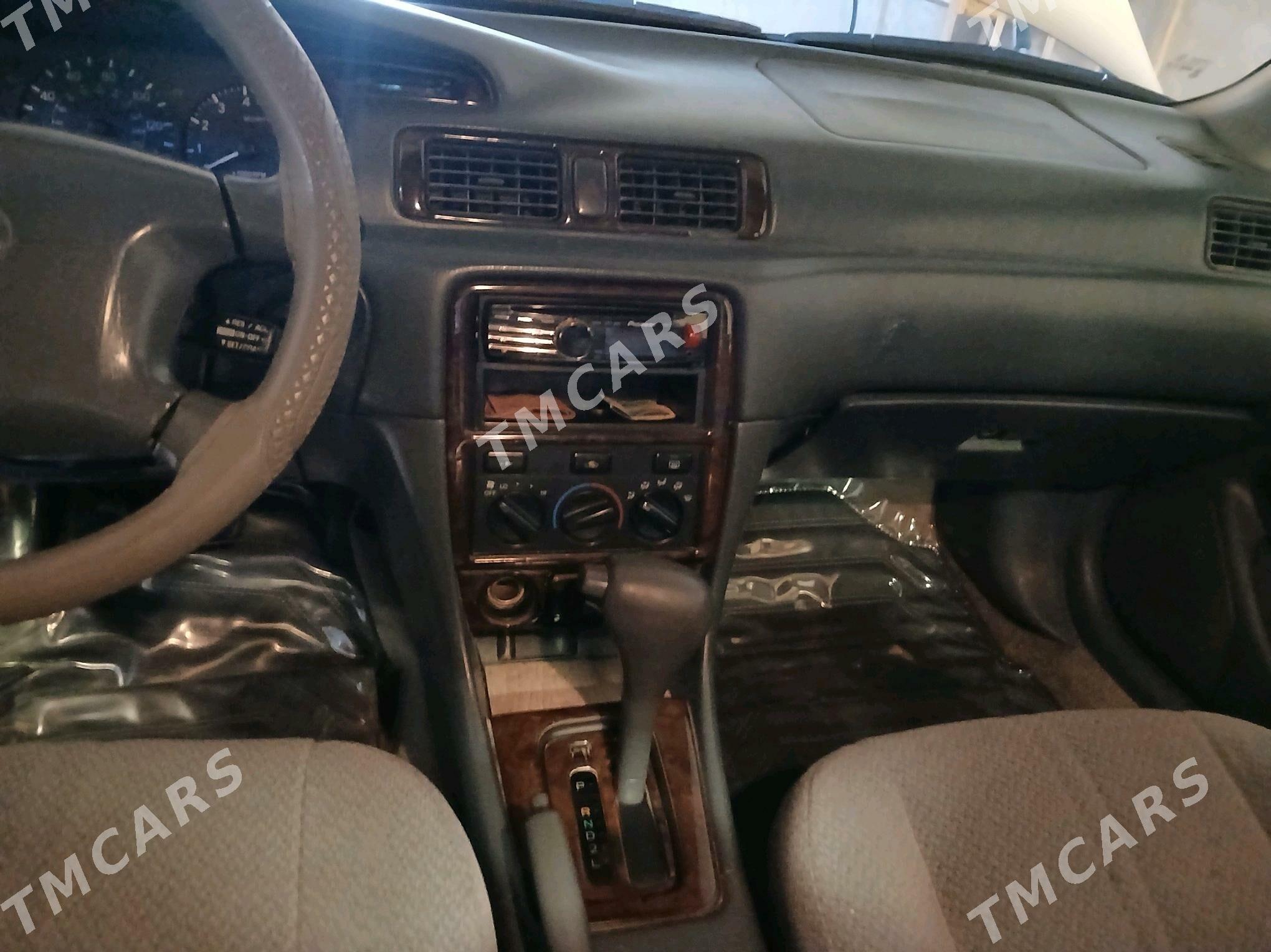 Toyota Camry 2000 - 130 000 TMT - Акдепе - img 9