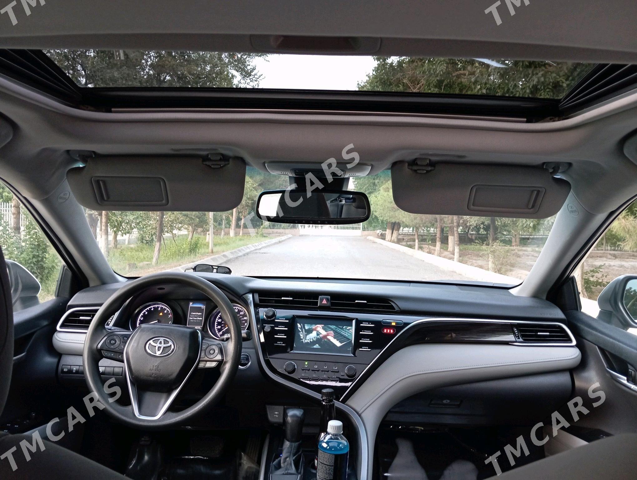 Toyota Camry 2018 - 284 000 TMT - Baýramaly - img 2