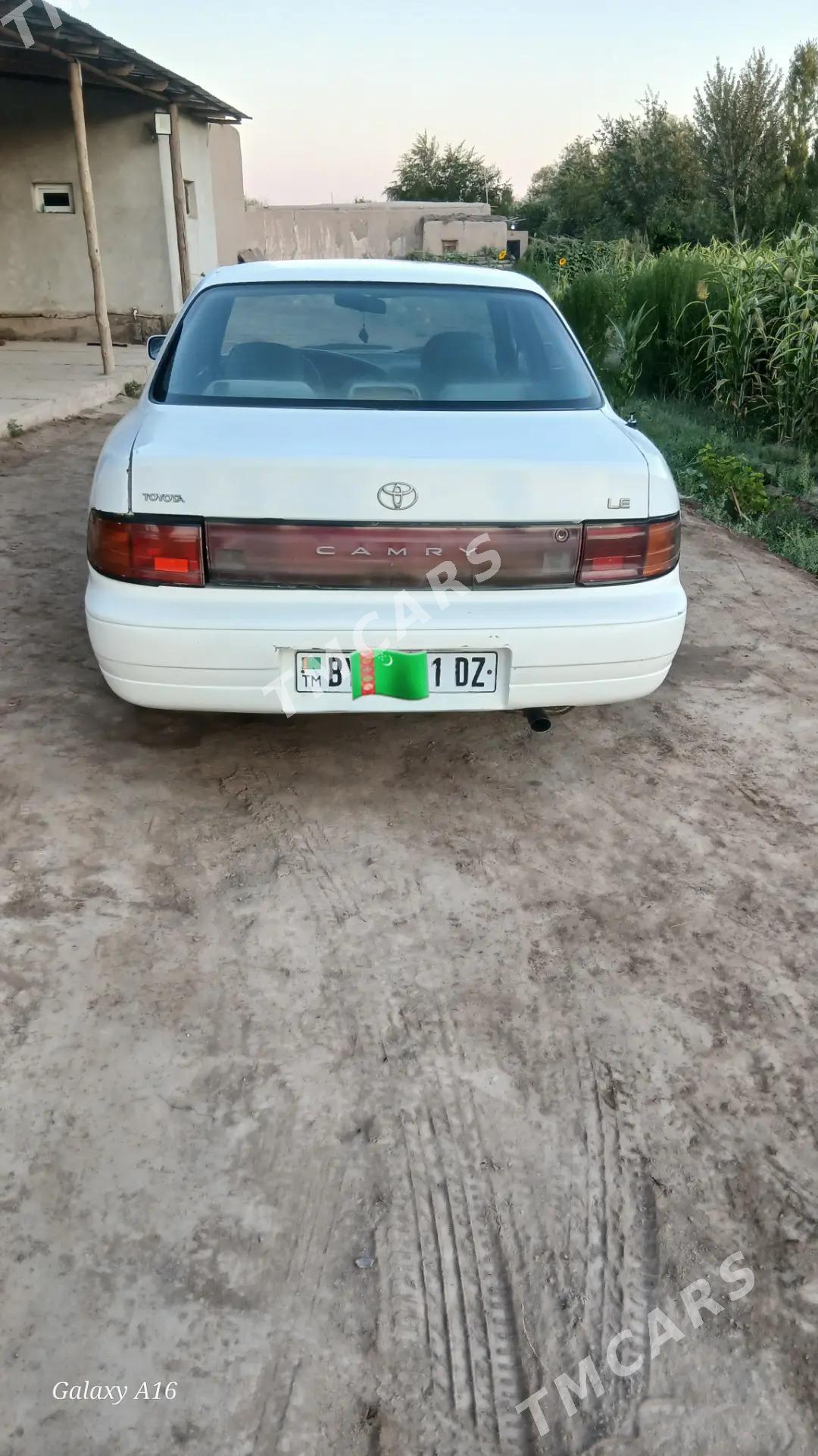 Toyota Camry 1992 - 75 000 TMT - Кёнеургенч - img 5